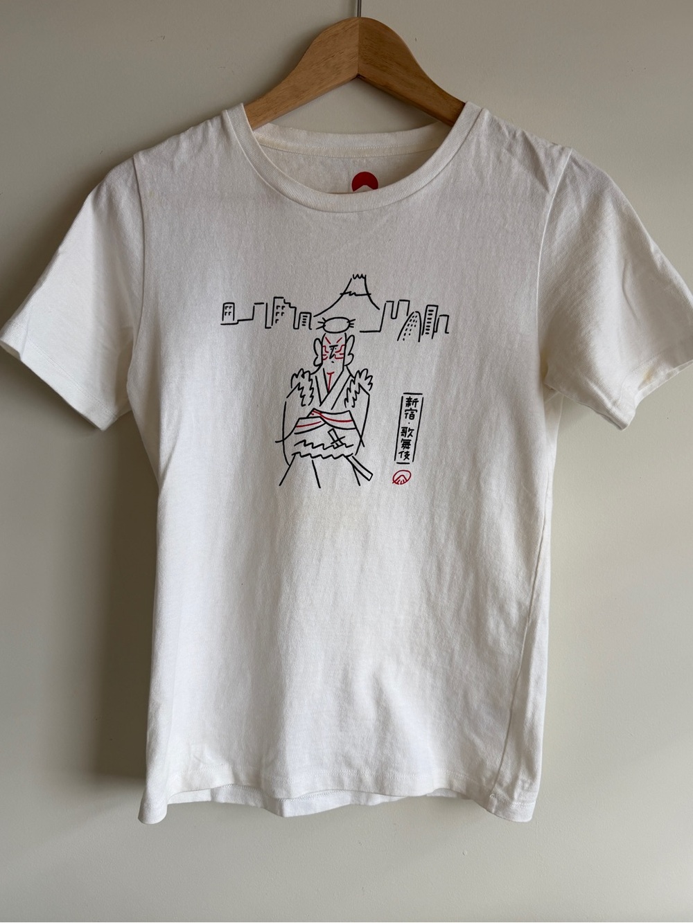 Beams White Short-Sleeve Graphic Tee with Samurai Motif